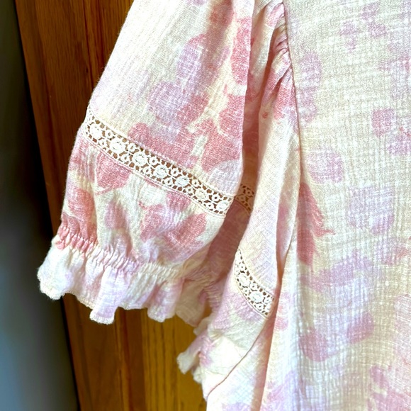 Como Blu Pink and white floral 2X women’s blouse plus size - Picture 3 of 4